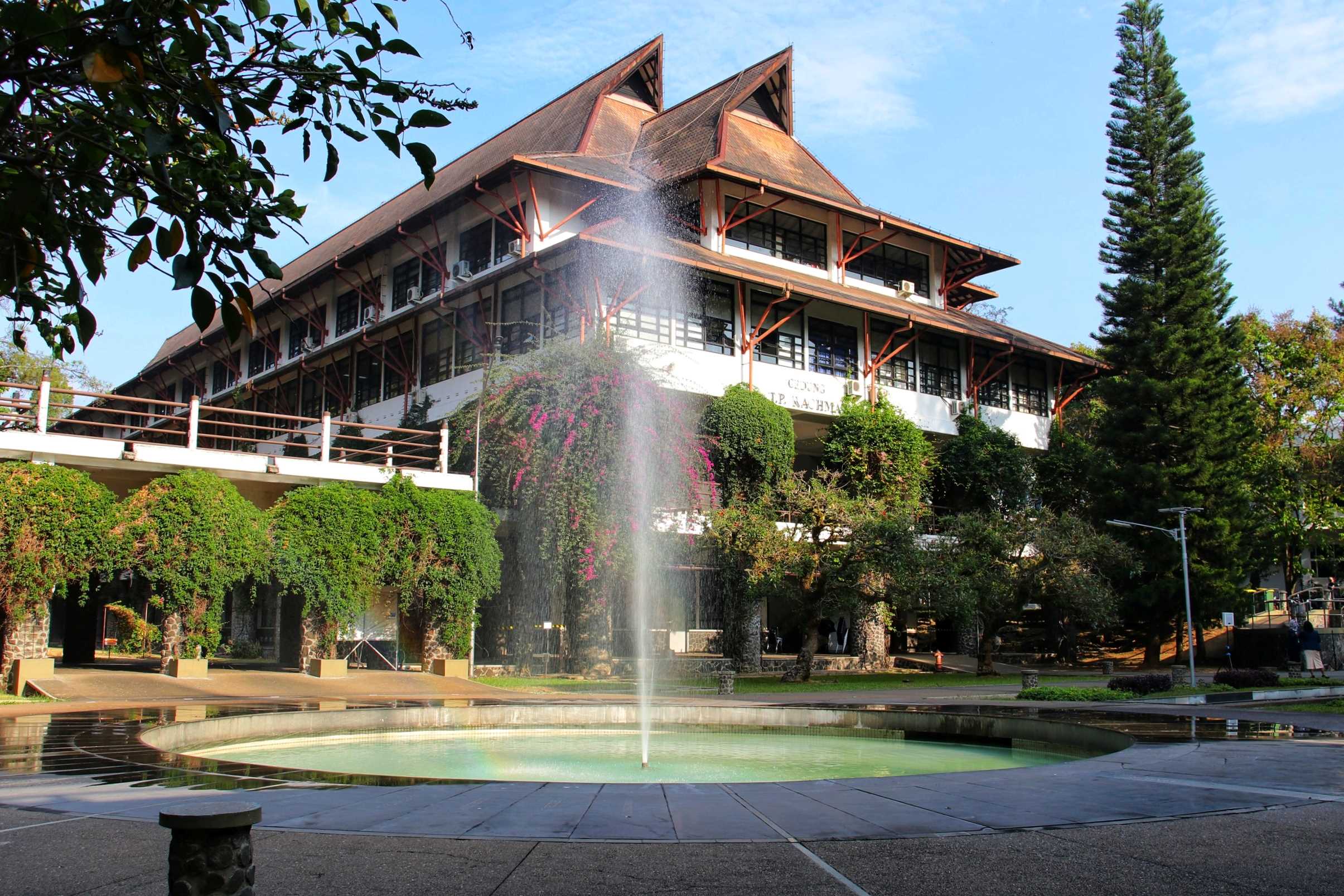 Kolam Intel ITB